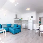 Apartment In 36023