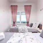 In 36023 Apartment *