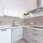 In 36023 Apartment *