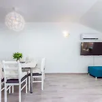 Apartment In 36023