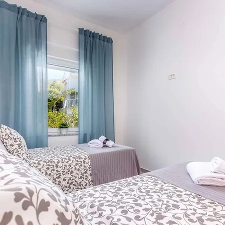 Apartment In 36023